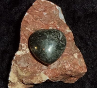 Heart Stone  with LEPRECHAUN