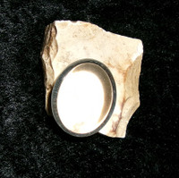 Quartz Stone with CRYSTAL DRAGON