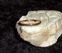 Alloy Ring with GOLDEN HIGH ELF