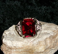 Ring with SIX DARK ROYALS