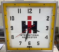 INTERNATIONAL HARVESTER NEON CLOCK