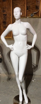 Used Gloss White Abstract Female Mannequin with face features MM-ANN-A3USED