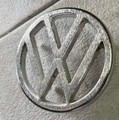 VW EMBLEM NOS VW