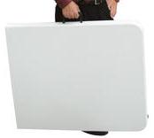 6footfoldingtable-carry-handle.jpg
