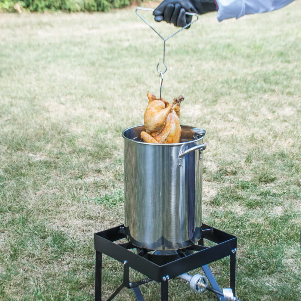 Backyard Pro Weekend Series 30 Qt Turkey Fryer Kit With Stainless Steel Stock Pot And Accessories 55 000 Btu 554bp16sskit Socold Products