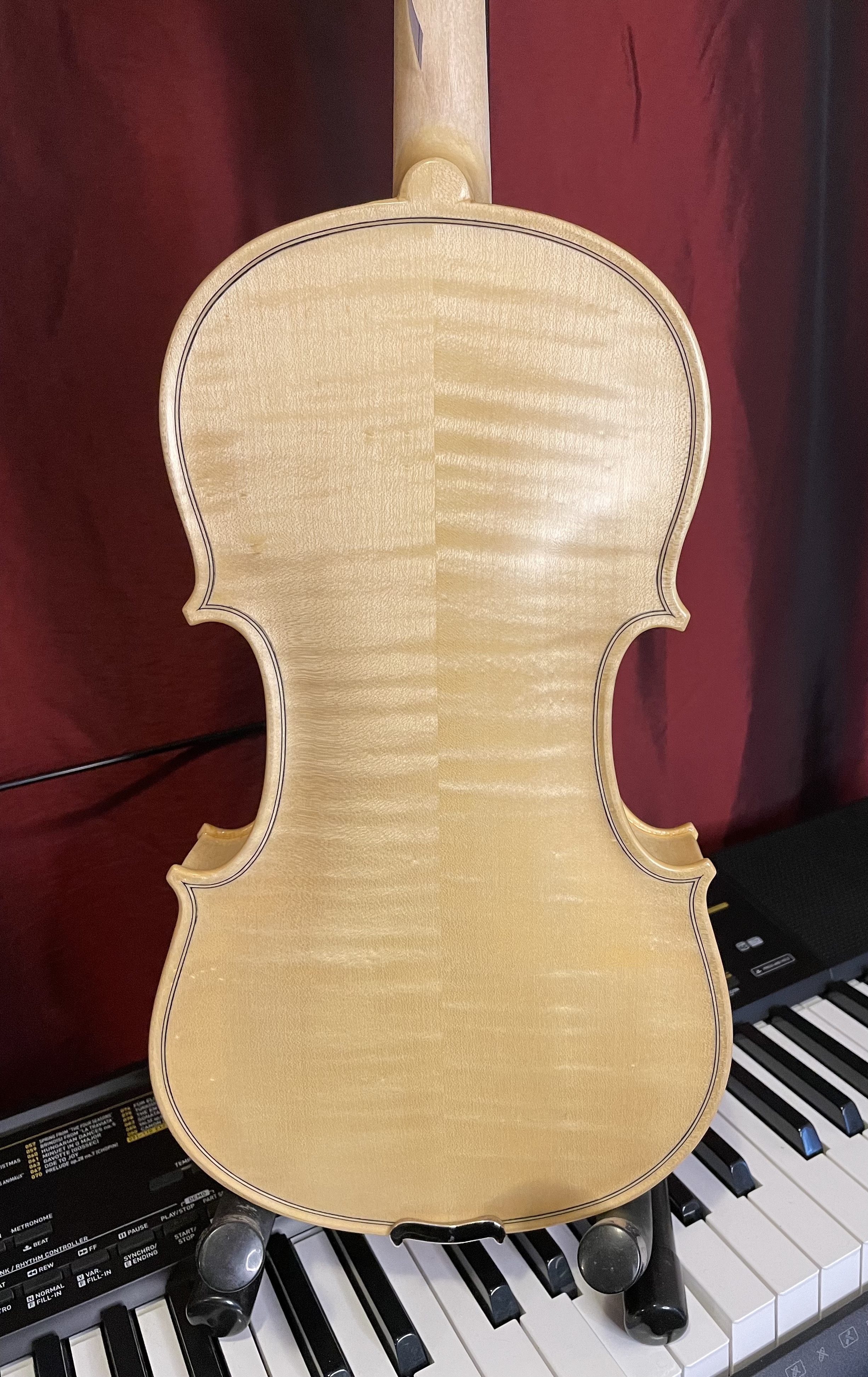 4-4-european-romanian-violin-transparent-varnish-intermediate-to-advanced-level-neck-scroll.jpg