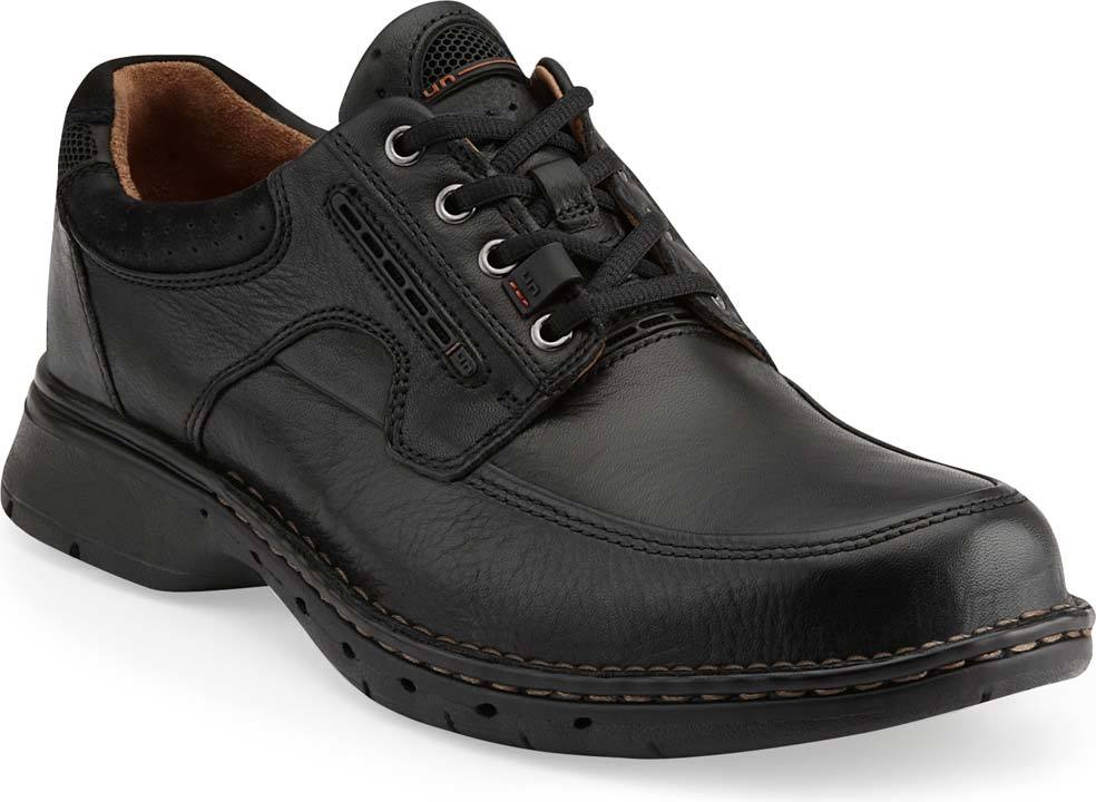 Clarks Un.Bend in Black Leather