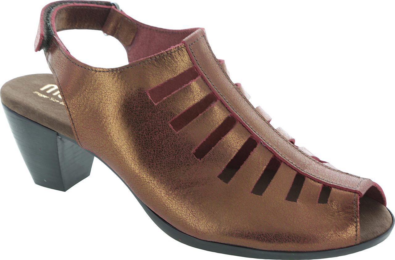 munro shoes spring 219