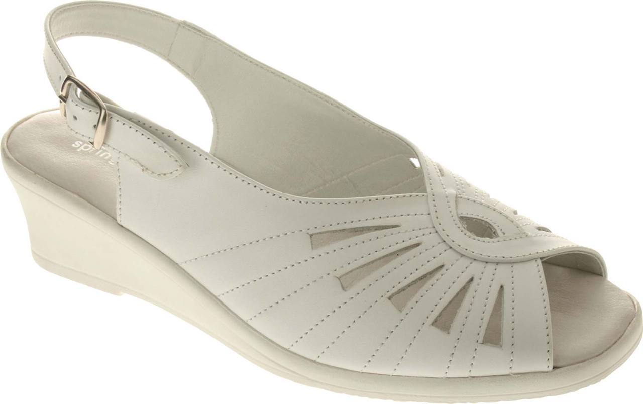 6 Best Travel Shoes for Women Englin�s Fine Footwear