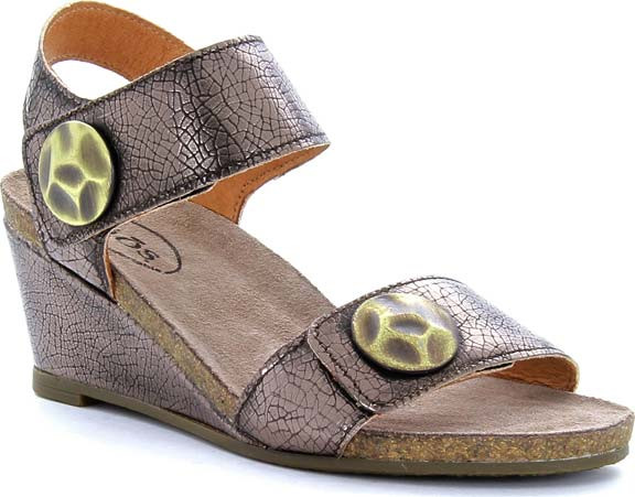 Taos wedge sale sandals