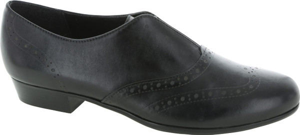 munro ladies dress shoes