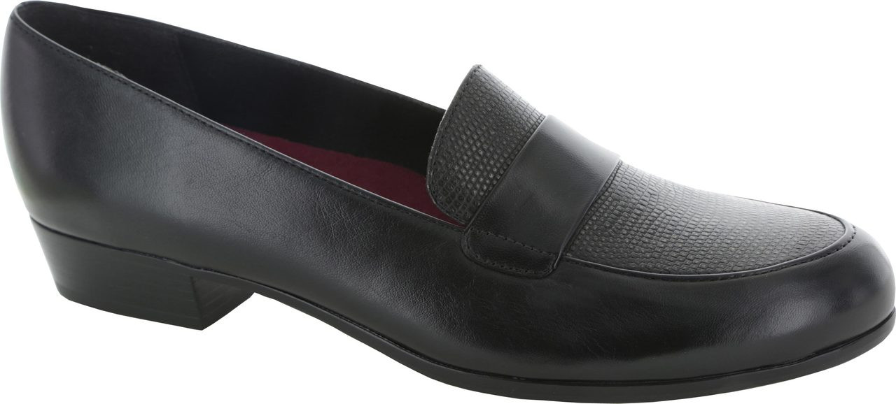 munro kiera loafer