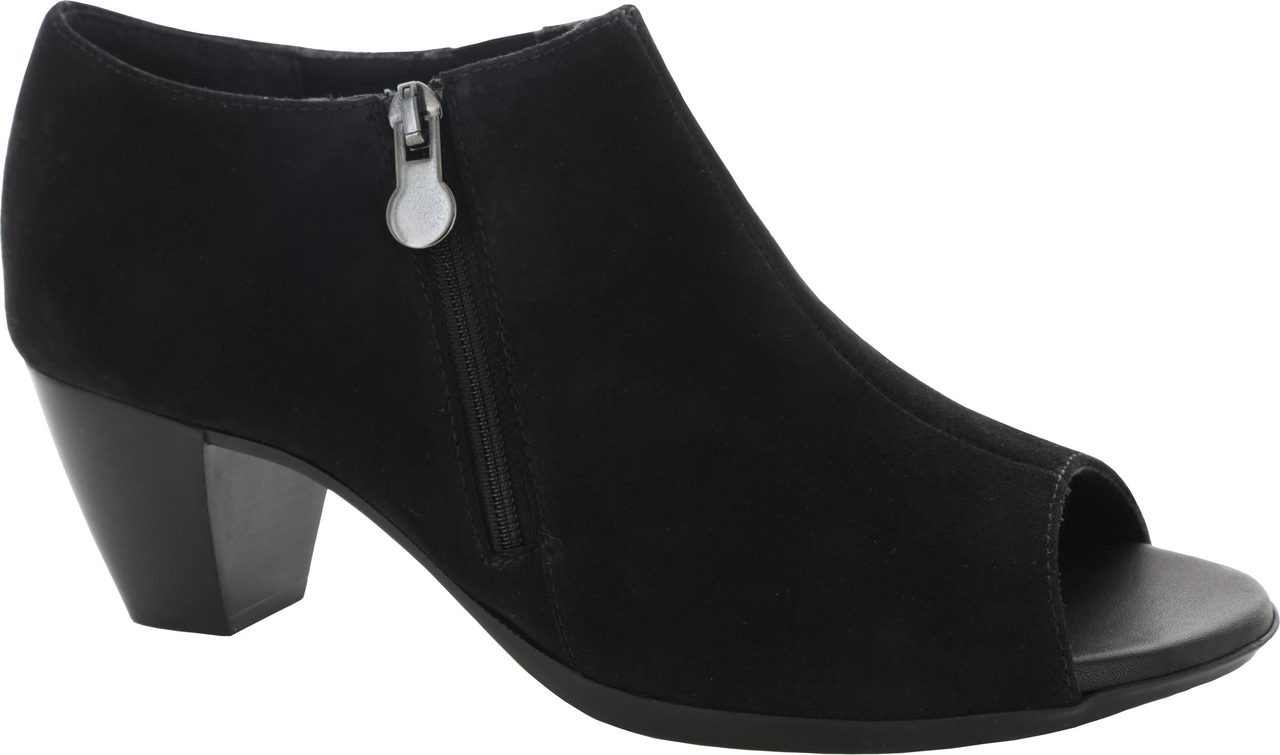 munro ladies dress shoes
