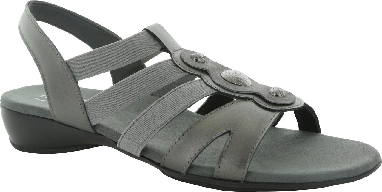 munro destiny sandal