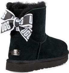 black uggs with ribbon