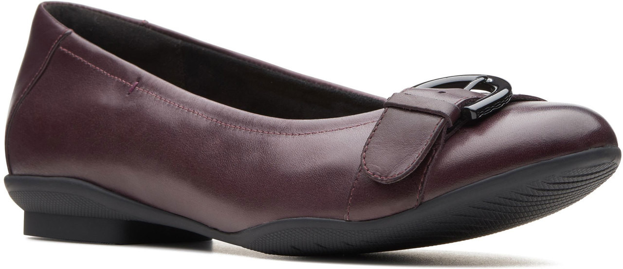 clarks ladies unstructured shoes