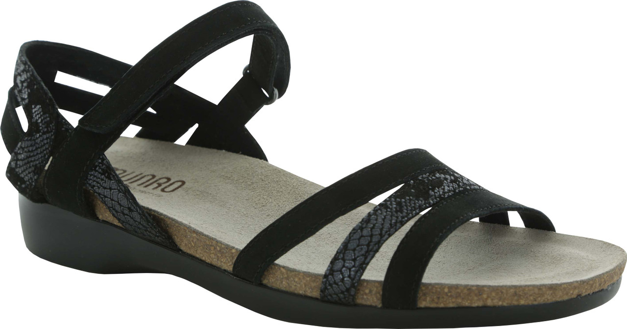 munro sandals