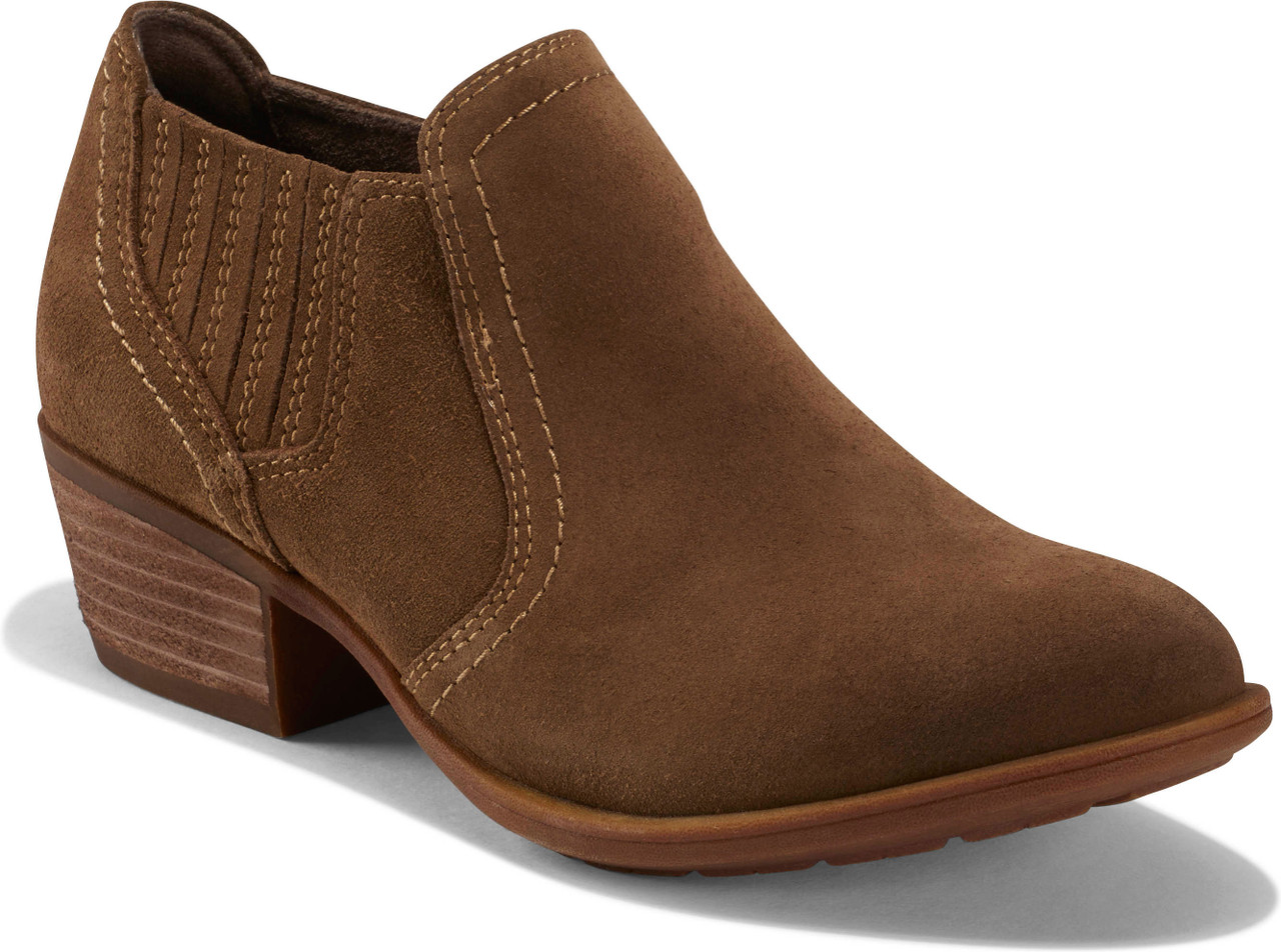 chunky boots peru