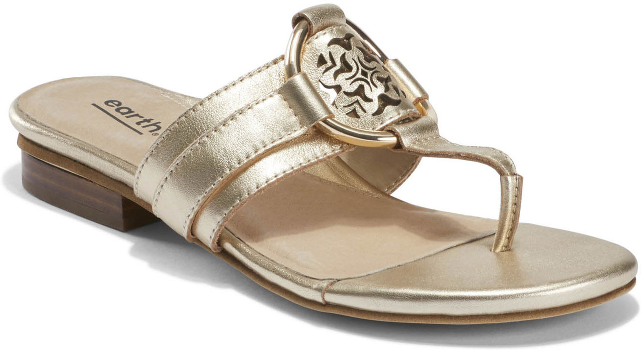 How to pick the best women's sandals with arch support, according to experts