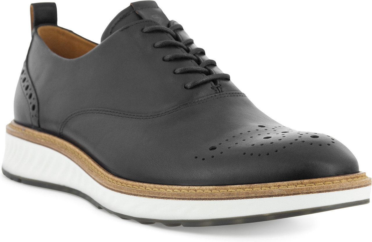 ECCO Men s ST.1 Hybrid Oxford Wingtip Shoe