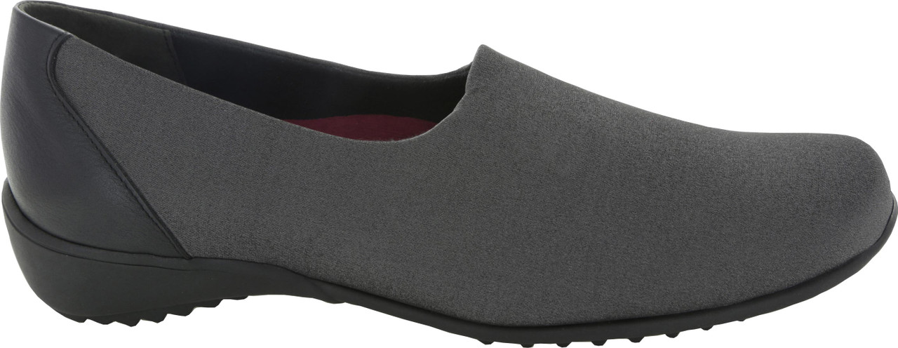 munro loafers