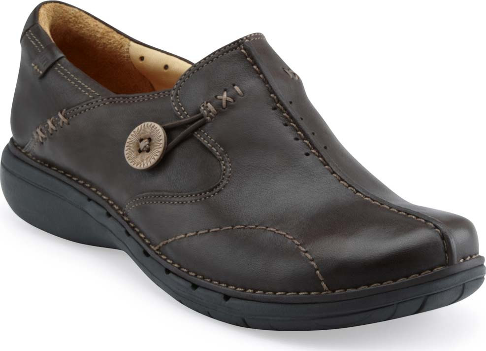clarks unstructured women's shoes