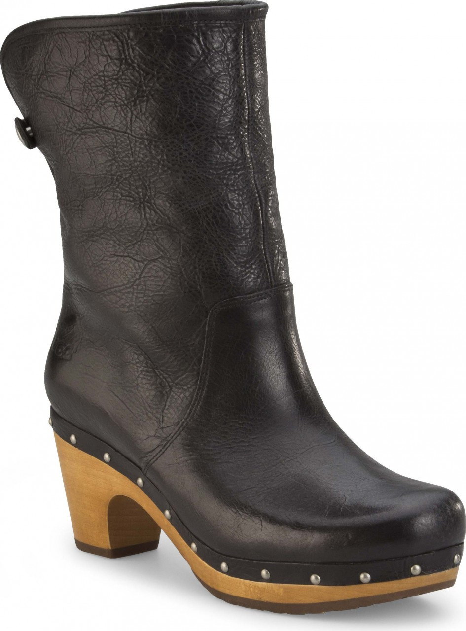 ugg lynnea boots black