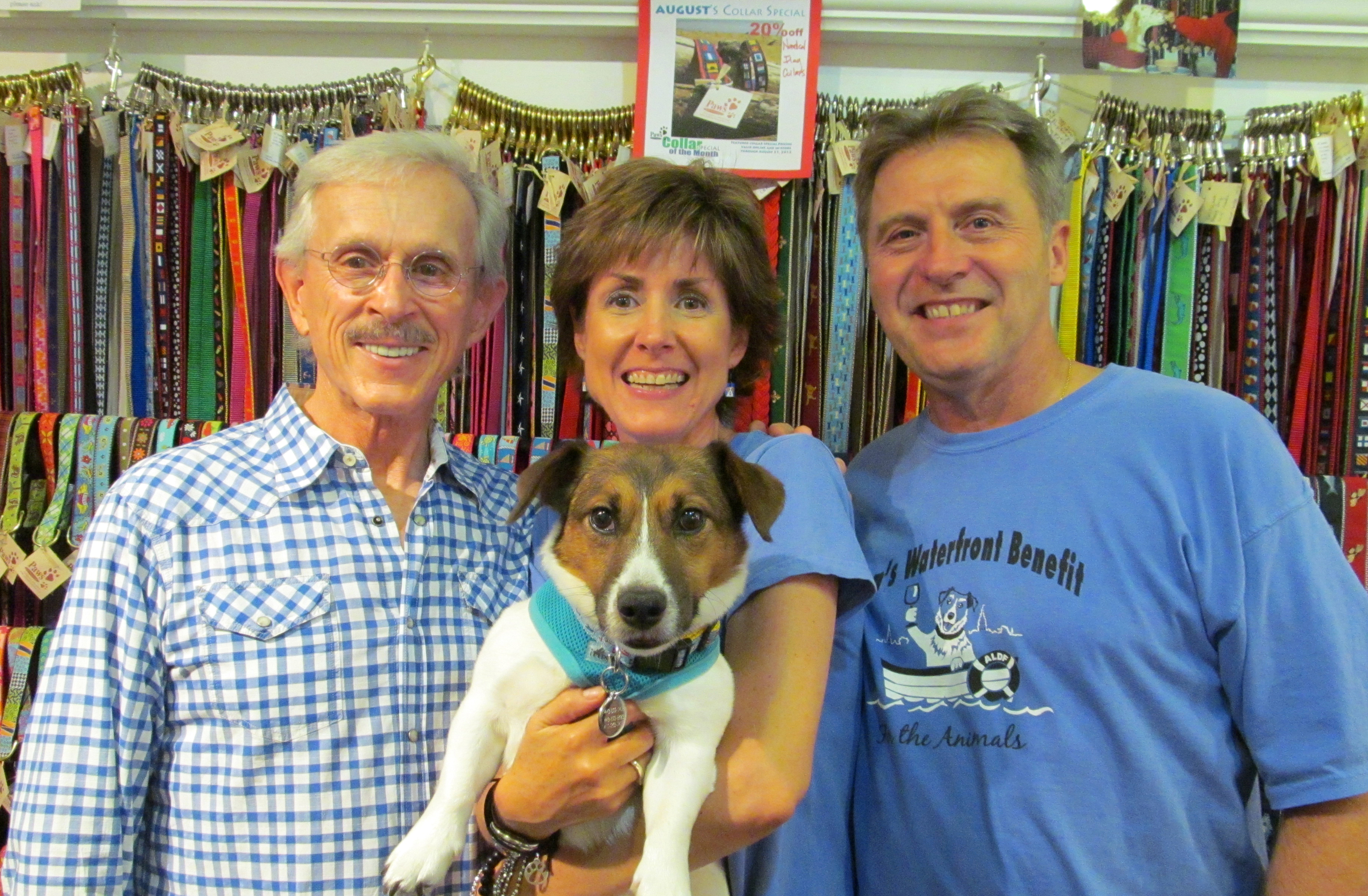 Dick of The Smothers comes to Paws pet boutique