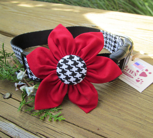 Black and White Houndstooth Flower Dog Collar