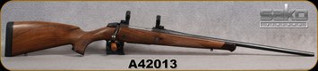 Used -  Sako - 30-06Sprg - 85M Bavarian - Bavarian Style Select Walnut Stock w/Palm Swell/Matte Blued, 22.4"Light Hunting Contour, 1:11"Twist, Single Set Trigger, c/w Optilok rings & Bases