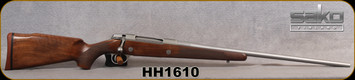 Sako - 300WinMag - Model 90 Hunter Stainless - Grade 2 walnut stock w/slightly raised cheek piece/stainless steel finish, 24.4"match-grade cold hammer forged barrel, 1:10"Twist, Mfg# SYBX3326A8430P3, S/N HH1610