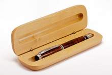 Maple hinged pen / pencil box or pen case.  Opens to reveal your handmade pen.  (pen shown is not included)