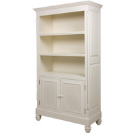 Evan Bookcase
Finish: Antico White
Door Option: Caning
Knobs: Wood Knobs in Antico White Finish 