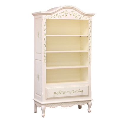 Tall French Bookcase
Finish: Linen
Hand Painted Motif: Floral Vines
Knobs: Glass Knobs with Gold Base