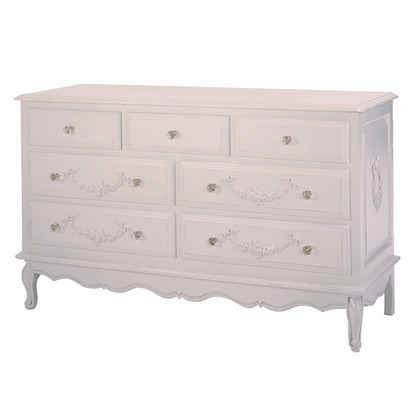 French Dresser
Finish: Antico White
Appliqued Moulding Option: AFK Standard Moulding in Antico White
Knobs: Glass Knobs with Gold Base