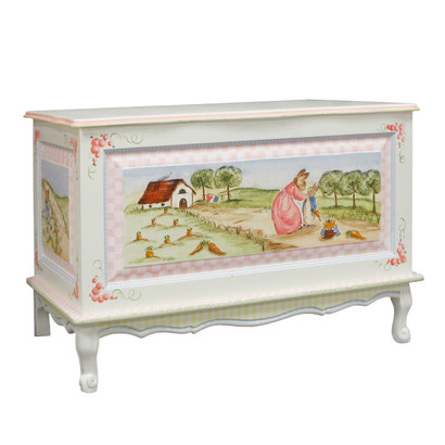 French Toy Chest
Finish: Antico White
Hand Painted Motif: Enchanted Forest