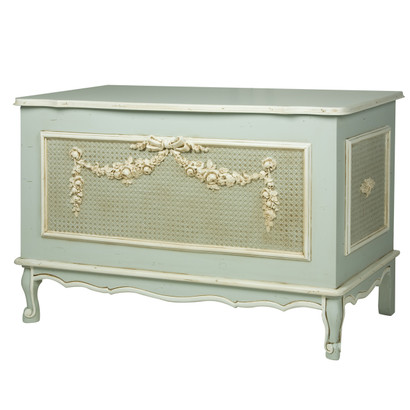 French Toy Chest
Finish: Provence Blue
Appliqued Moulding Option: AFK Standard Moulding
With Optional Caning behind Appliqued Moulding