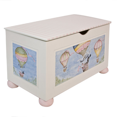Toy Chest
Finish: Antico White
Hand Painted Motif: Hot Air Balloon