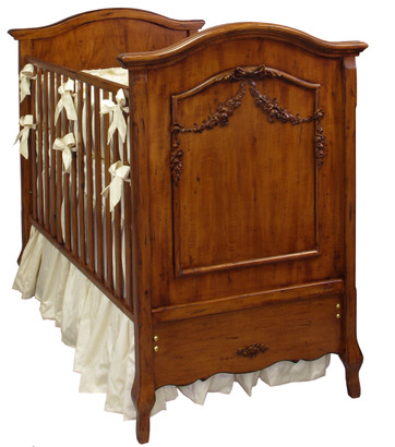 Floral Swag Crib
Finish: Chateau
Appliqued Moulding Finish: Chateau