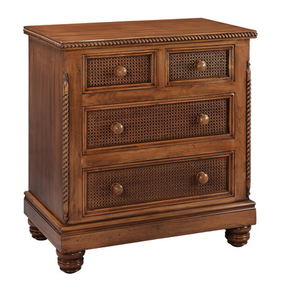 Evan Chest
Finish: Chateau
Caning on Drawer Fronts
Knobs: Wood Knobs