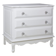 French Chest
Finish: Snow
Appliqued Moulding Option: Florets behind knobs in Dior Gray
Knobs: Glass Knobs with Silver Base