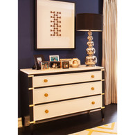 Gramercy Wide Chest
Body Finish: Black
Upgraded Second Color on Drawers and Top: Linen
Chest Straps: Polish Brass
Toe Caps: Polish Brass
Knobs: Standard Knobs Brass Knob #6