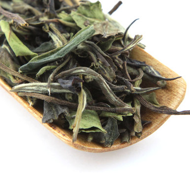 Premium white tea is mixed with natural peach and apricot flavours to produce a delicious brew.