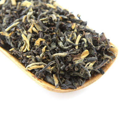 A sweet and full bodied black tea made from the ancient tea trees of Yunnan.