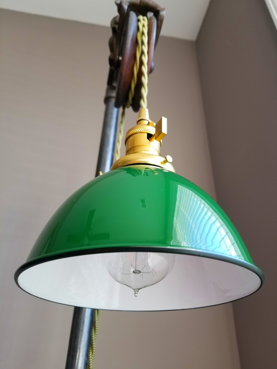 Vintage Green Porcelain Enamel Light Shade | Snake Head ... Vintage Green Porcelain Enamel Light Shade | Snake Head ...