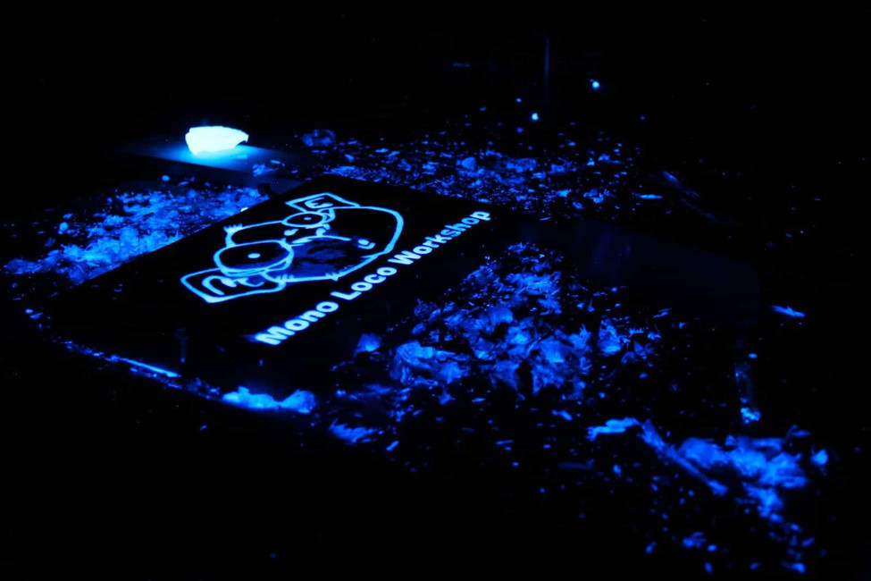 How to make a Glow in the Dark Sign or Coffee Table?