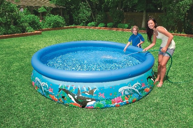 10 x 30 inflatable pool