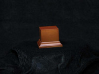 Andrea Miniatures - Noble Wood Base - Brown Lacquer 3