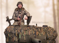 Alpine Miniatures - British Tank Commander #1