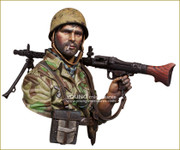 Young Miniatures - WWII German Paratrooper
